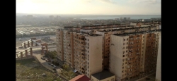 Bakı şəhəri, Abşeron rayonunda, 2 otaqlı yeni tikili kirayə verilir (Elan: 206220)