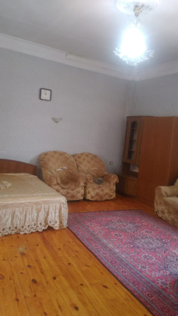 Bakı şəhəri, Yasamal rayonunda, 1 otaqlı ev / villa kirayə verilir (Elan: 334920)