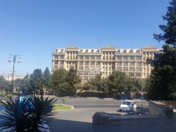 Bakı şəhəri, Səbail rayonunda, 6 otaqlı ofis satılır (Elan: 261149)