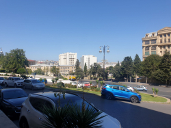 Bakı şəhəri, Səbail rayonunda, 6 otaqlı ofis satılır (Elan: 261149)