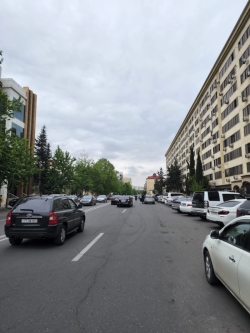 Bakı şəhəri, Nərimanov rayonunda, 8 otaqlı ofis kirayə verilir (Elan: 232491)