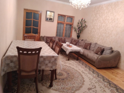 Bakı şəhəri, Nərimanov rayonu, Böyükşor qəsəbəsində, 4 otaqlı ev / villa satılır (Elan: 260967)