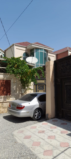 Bakı şəhərində, 4 otaqlı ev / villa satılır (Elan: 333437)