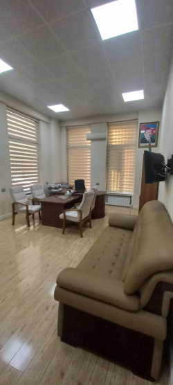 Bakı şəhəri, Nərimanov rayonunda, 3 otaqlı ofis kirayə verilir (Elan: 333412)