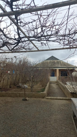 Bakı şəhəri, Suraxanı rayonu, Zığ qəsəbəsində, 3 otaqlı ev / villa satılır (Elan: 268980)