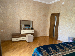 Xırdalan şəhərində, 3 otaqlı ev / villa satılır (Elan: 332610)