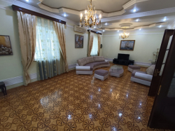 Bakı şəhəri, Nəsimi rayonunda, 10 otaqlı ev / villa kirayə verilir (Elan: 241390)
