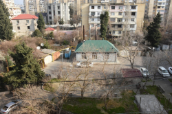 Bakı şəhəri, Xətai rayonunda, 6 otaqlı köhnə tikili satılır (Elan: 260027)