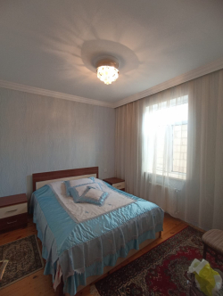 Bakı şəhərində, 4 otaqlı ev / villa satılır (Elan: 236976)