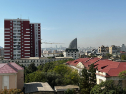 Bakı şəhəri, Nərimanov rayonunda, 3 otaqlı yeni tikili kirayə verilir (Elan: 240987)