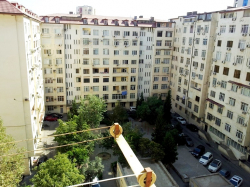 Bakı şəhəri, Yasamal rayonunda, 2 otaqlı yeni tikili kirayə verilir (Elan: 289960)