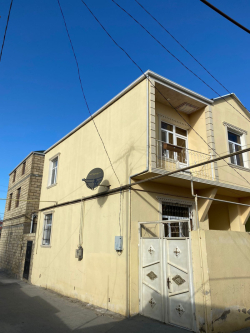 Xırdalan şəhərində, 4 otaqlı ev / villa satılır (Elan: 321290)