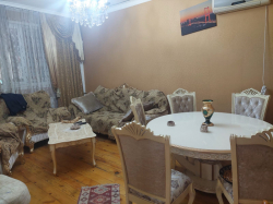 Bakı şəhərində, 7 otaqlı ev / villa satılır (Elan: 236684)