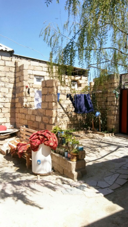 Bakı şəhəri, Binəqədi rayonu, Binəqədi qəsəbəsində, 2 otaqlı ev / villa satılır (Elan: 281558)