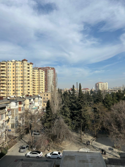 Bakı şəhəri, Nərimanov rayonunda, 3 otaqlı köhnə tikili satılır (Elan: 329584)