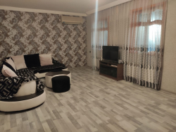 Bakı şəhərində, 4 otaqlı ev / villa satılır (Elan: 235057)