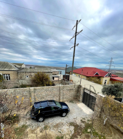 Bakı şəhəri, Xətai rayonu, Köhnə Günəşli qəsəbəsində, 4 otaqlı ev / villa satılır (Elan: 320050)