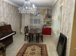 Bakı şəhəri, Yasamal rayonunda, 5 otaqlı ev / villa kirayə verilir (Elan: 330294)
