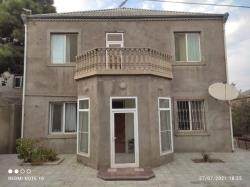 Bakı şəhəri, Binəqədi rayonu, 7-ci mikrorayon qəsəbəsində, 5 otaqlı ev / villa satılır (Elan: 215499)