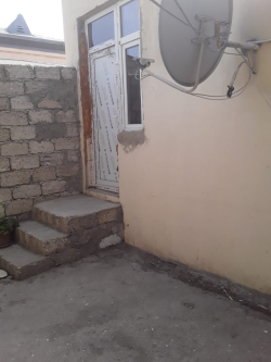 Bakı şəhəri, Sabunçu rayonu, Ramana qəsəbəsində, 2 otaqlı ev / villa satılır (Elan: 340275)