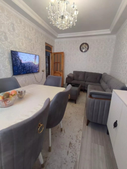 Bakı şəhərində, 4 otaqlı ev / villa satılır (Elan: 335975)