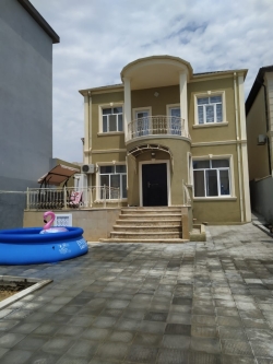Bakı şəhərində, 4 otaqlı ev / villa kirayə verilir (Elan: 216854)