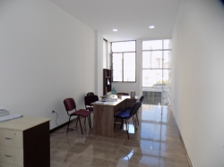 Bakı şəhəri, Nəsimi rayonunda, 5 otaqlı ofis kirayə verilir (Elan: 203995)