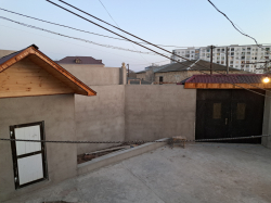 Xırdalan şəhərində, 4 otaqlı ev / villa satılır (Elan: 321229)