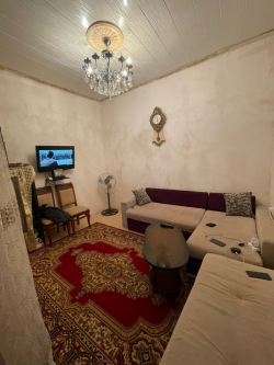 Bakı şəhəri, Yasamal rayonunda, 2 otaqlı ev / villa satılır (Elan: 241307)