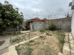 Bakı şəhəri, Suraxanı rayonu, Yeni Suraxanı qəsəbəsində, 4 otaqlı ev / villa satılır (Elan: 239027)