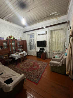 Bakı şəhərində, 2 otaqlı ev / villa satılır (Elan: 339112)