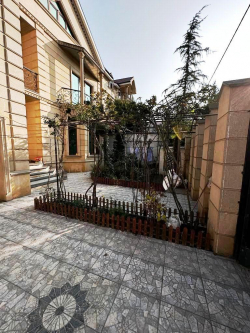Bakı şəhəri, Suraxanı rayonu, Qaraçuxur qəsəbəsində, 5 otaqlı ev / villa satılır (Elan: 263387)