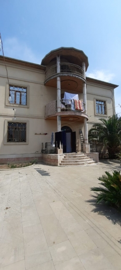 Bakı şəhəri, Nizami rayonunda, 6 otaqlı ev / villa kirayə verilir (Elan: 200027)