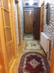 Bakı şəhəri, Suraxanı rayonu, Qaraçuxur qəsəbəsində, 4 otaqlı ev / villa satılır (Elan: 206158)