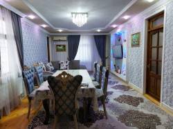 Xırdalan şəhərində, 4 otaqlı ev / villa satılır (Elan: 252453)