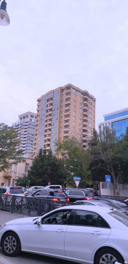 Bakı şəhəri, Nəsimi rayonunda, 3 otaqlı yeni tikili satılır (Elan: 235016)
