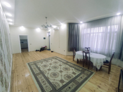 Sumqayıt şəhərində, 4 otaqlı ev / villa satılır (Elan: 260539)