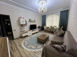 Bakı şəhərində, 6 otaqlı ev / villa satılır (Elan: 339111)