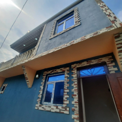 Xırdalan şəhərində, 4 otaqlı ev / villa satılır (Elan: 279950)