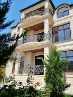 Bakı şəhəri, Suraxanı rayonu, Qaraçuxur qəsəbəsində, 6 otaqlı ev / villa satılır (Elan: 270235)