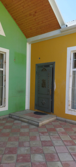Xırdalan şəhərində, 3 otaqlı ev / villa kirayə verilir (Elan: 334400)