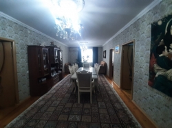 Bakı şəhərində, 4 otaqlı ev / villa satılır (Elan: 200838)