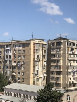 Bakı şəhəri, Xətai rayonunda, 3 otaqlı köhnə tikili satılır (Elan: 210251)
