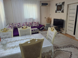 Bakı şəhəri, Nizami rayonu, Keşlə qəsəbəsində, 4 otaqlı ev / villa satılır (Elan: 333782)