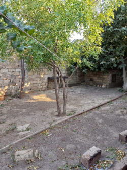 Bakı şəhəri, Sabunçu rayonu, Bakıxanov qəsəbəsində, 4 otaqlı ev / villa satılır (Elan: 238650)