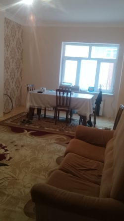 Bakı şəhərində, 4 otaqlı ev / villa satılır (Elan: 206243)