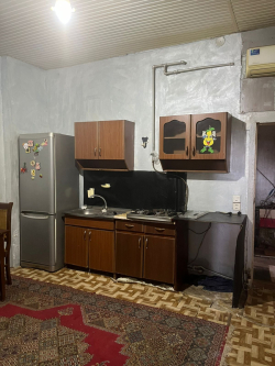 Bakı şəhəri, Yasamal rayonunda, 2 otaqlı ev / villa kirayə verilir (Elan: 340234)