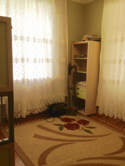 Bakı şəhəri, Nərimanov rayonunda, 3 otaqlı yeni tikili kirayə verilir (Elan: 240287)