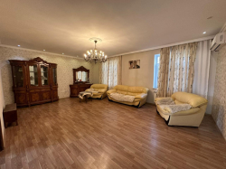 Xırdalan şəhərində, 6 otaqlı ev / villa satılır (Elan: 321541)