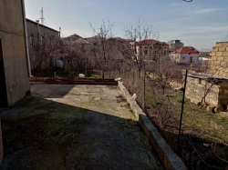 Bakı şəhəri, Abşeron rayonu, Hökməli qəsəbəsində, 8 otaqlı ev / villa satılır (Elan: 271999)